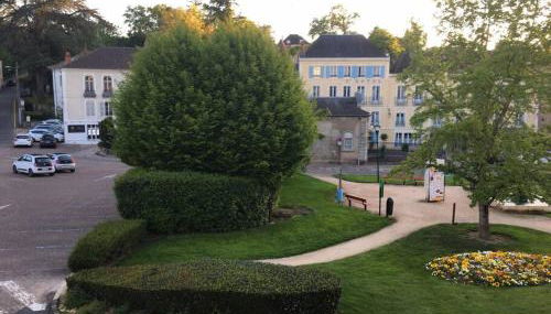 Bristol Manor Bel apt F3 face aux thermes Néris - Foto 4