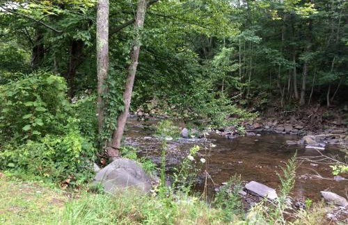 Superb Family Cabin with Mountain Views and Deck in Shandaken, New York - Foto 20
