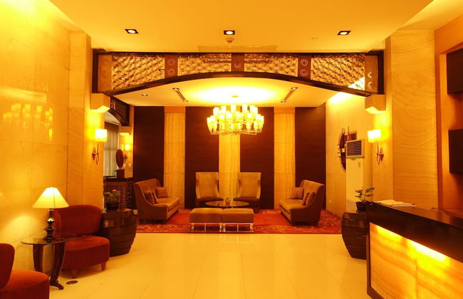 Luxury Condo at Forbeswood Parklane - Foto 1