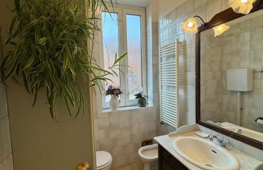 Bologna Fiera - Train Station Apartment - Free parking - Foto 18