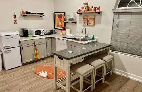 Foxs Den Hot Tub Bbq Queen Bed Sleeps 2 - Foto 8