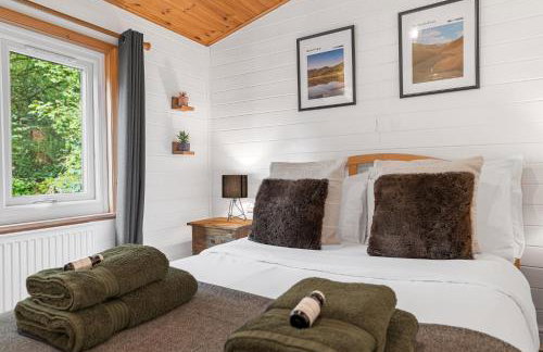 Bowness 45 - 2 bedroom Lake Windermere Lodge - Photo 2