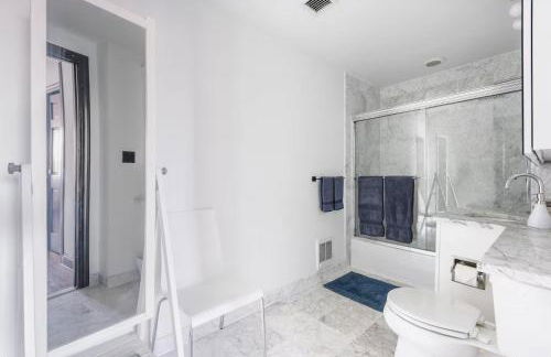 Doorman! High Floor! Views! Elevator! Free Gym! - Foto 7