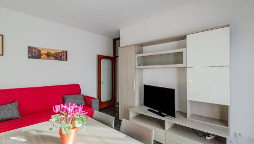 GuestHost - Zagar House-Venice Airport Close-by Apt W Parking - Photo 5