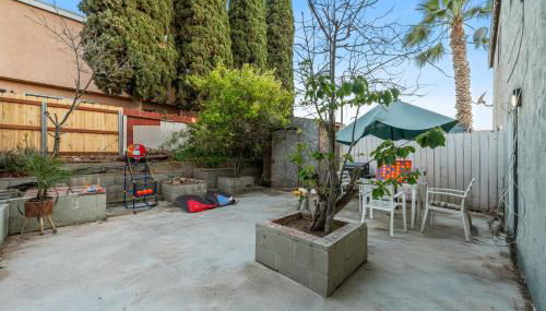 Entire Private Home with 4 Bedrooms 2 Bathrooms, Garage & Gated Yard, Near San Diego Gaslamp, Beach, Available Now - Foto 4