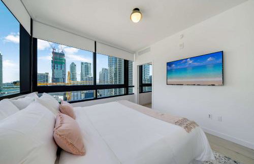 Sky Corner Residence- Pool Parking Amenities - Foto 12