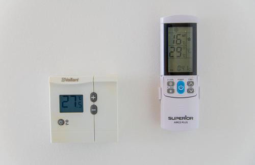 Flexible SelfCheckIns 93 - Zagreb - Garage - Balcony - Bedroom - Photo 22