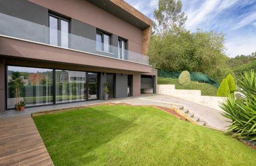 Casa con Vistas al Paisaje y Encanto en el Corazón del País Vasco,España - Foto 1