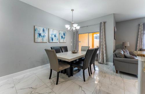 Four Bedroom Private Pool Townhome, near Disney - Foto 14