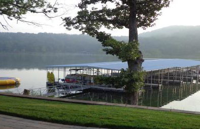 Luxury Lakefront Chalet Resort 2 Pools FREE Amenities Dock MiniGolf Waterslide - Foto 54