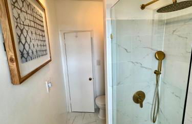 Sunny Jersey City 1BR, 25 min to NYC, 15min to EWR, King Bed, Hammock & Park Views - Foto 22