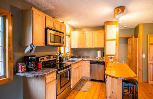 Cozy private cabin near Okemo! Large Hot tub! - Foto 15