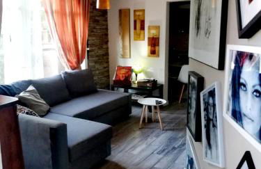 Casolare Isabella "Il rifugio dei vinili" and Alice's room - Foto 2