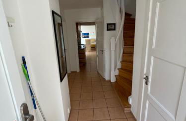 Hamburger Villenviertel, ganzes Haus mit 5 Einbettzimmern,1 Esszimmer - Foto 24