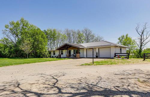 Dry Ridge Farmhouse with Hot Tub and Game Room! - Foto 34
