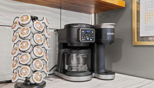 The Luxe Hot Tub10 Min Keenland12 Min Downtown - Foto 3