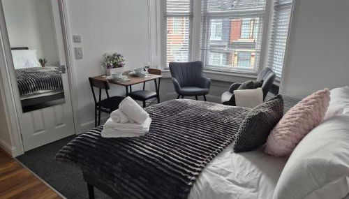 #4 Studio Portsmouth Apartment - Foto 1