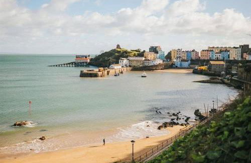 Pendine Sands Edith Villas - a luxury seaside home with beautiful sea views - Photo 68