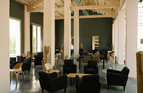 Amazing suite by the fair - Photo 4