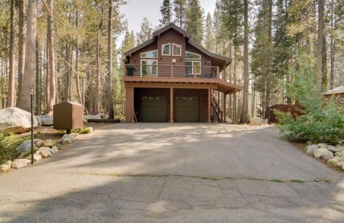 Near Donner Lake and Skiing Soda Springs Cabin! - Foto 29