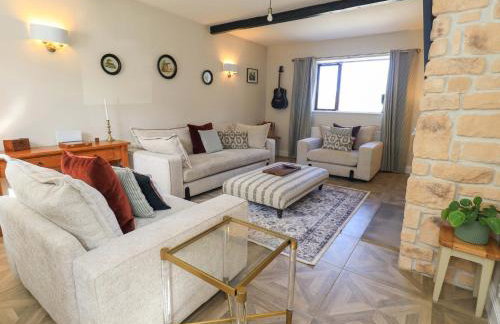 Yew Tree Cottage - Photo 3