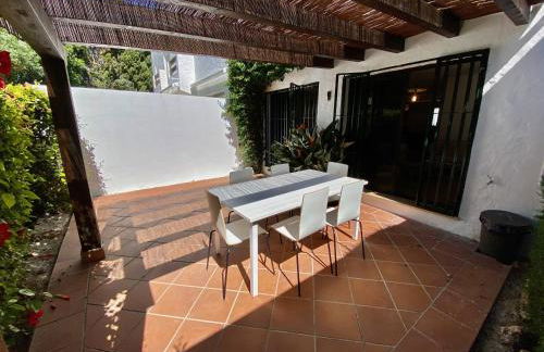 Escape to Serenity - 3 Bedroom Townhouse by the Sea! - Photo 18