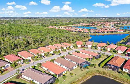 Modern waterfront home in Artesia with pool/gym - Photo 36