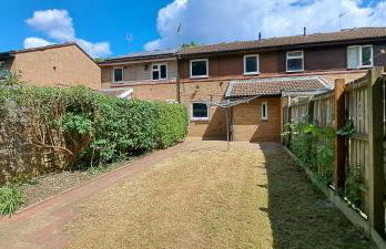 Charming 3 bed near A1 and central Peterborough - Photo 20