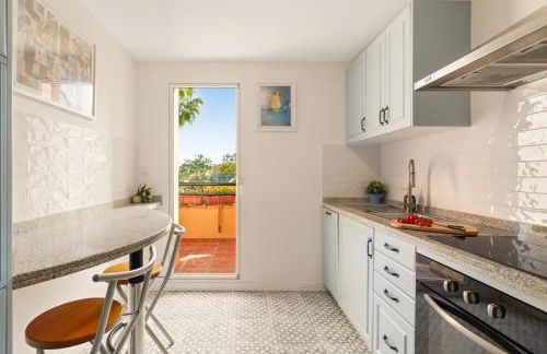 Apartment close to the sea in Las Chapas - Photo 13