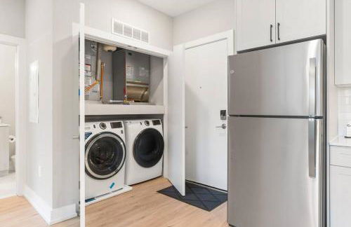 Modern 1-BD - Pier Views - Near Old City - Foto 13