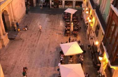 La Luna Apartment by the Sea - Photo 1