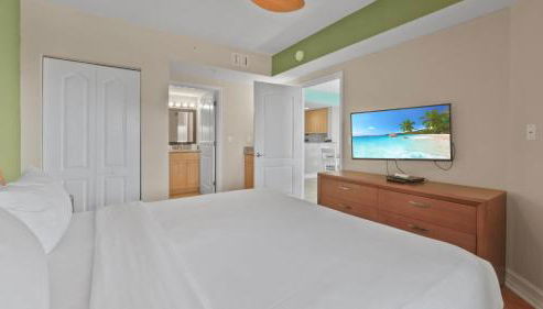 Crystal Palms Treasure Island Retreat Steps from the Beach - Foto 4