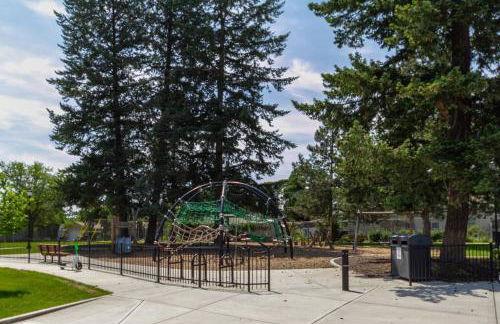 Renovated 2 bed 2 bath Near Arena and Downtown - Foto 33