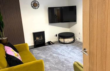 Meadowside-Stylish Newly Renovated 2 bed property - Foto 6