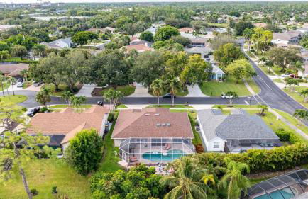 Private Pool Firepit Game Room Mins to Beaches Community Amenities Casa Solara by AvantStay - Foto 79