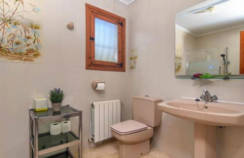 Villa Margarita - A Tranquil Oasis with Large Private Pool - Foto 13