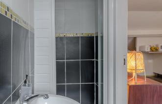 Ensuite Studio with Kitchenette Dudley DY2 - Foto 6