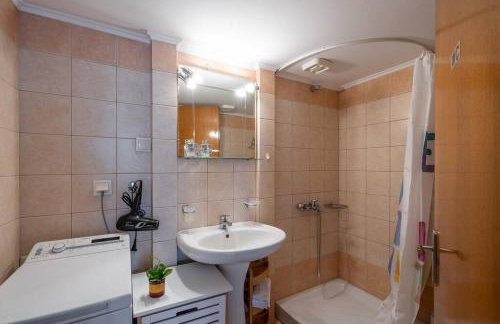 Manos Home - Photo 41