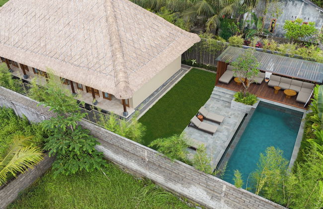 Medewi Surf Villa Luxury - Photo 26