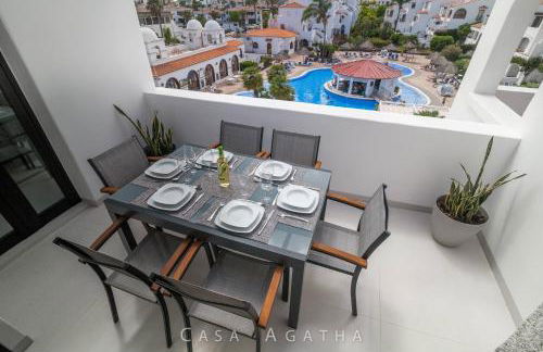 CASA AGATHA - 3 terraces, AC, tv channels, 2 bedrooms & bathrooms, heated pool - Foto 10