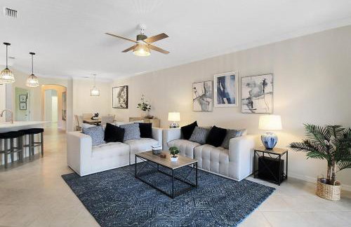 Gorgeous Lakefront Villa in Gran Paradiso - Seabird Villa - Photo 20