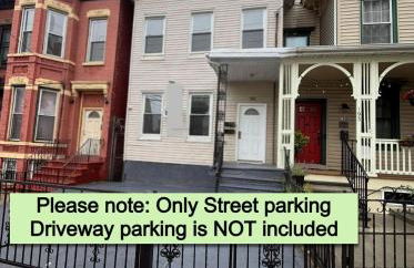 Newly Renovated 2B 2BA apt! mins to PATH & NY! - Foto 12