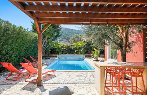 Villa Moderne avec Piscine Privée - Foto 18