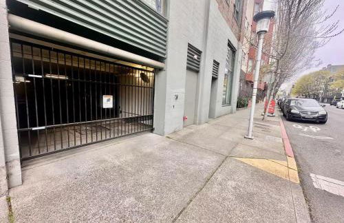 Massive Downtown Seattle Condo - Free Parking! - Foto 20