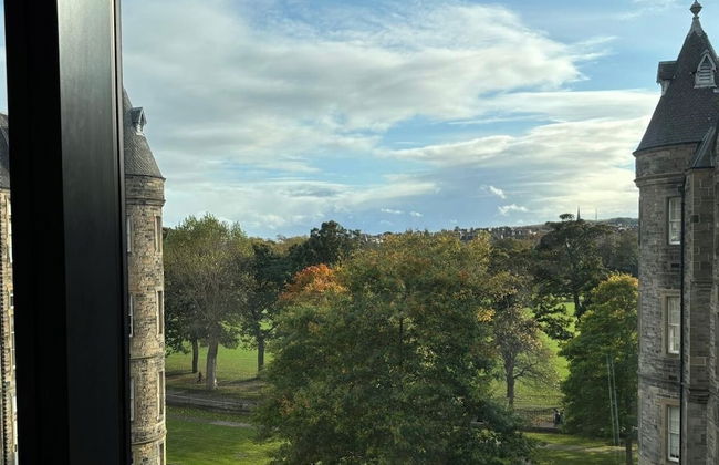 Executive Level Quartermile two Bedroom Apartment - Extremely Central - Foto 18