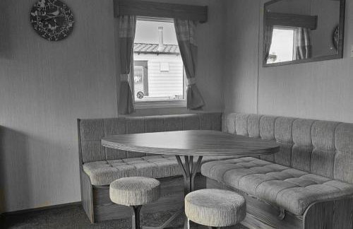 3 Bed Caravan - Near Beach 5 star reviews Wifi - Foto 9