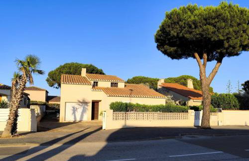 Grande villa, à deux pas de la plage, pinède et du grand Village de Noël - Foto 6