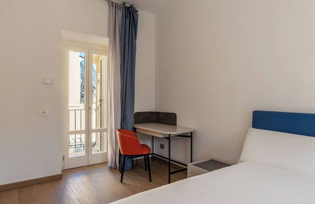 JOIVY Exclusive 2-Bedroom Villa with Private Garden - 5 minutes from the Colosseum - Photo 43