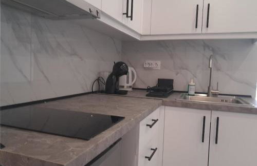 Funky, cute flat close t center - Foto 17