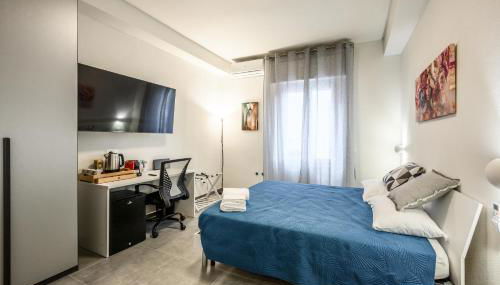 College Suites - Photo 3